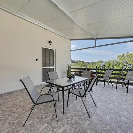 Karousades Olive House * Sidárion