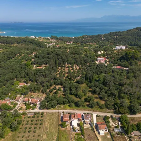 Karousades Olive House *